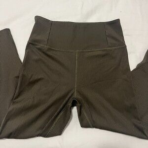 Girlfriend Collective RIB High-Rise Legging size M color: Cypress